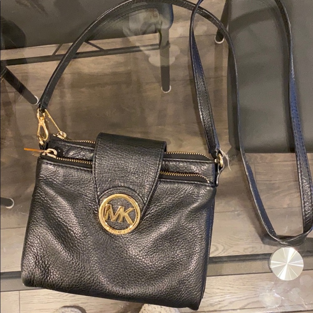 Authentic Michael Kors Double Zipper Crossbody